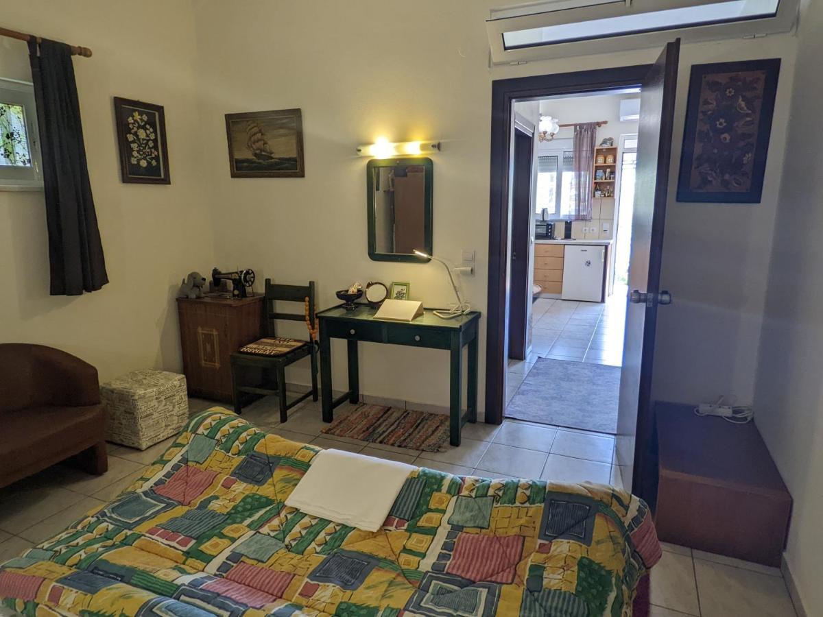 Modern 1-Bedroom With Bbq & Roof Garden Near Beach Stalós Exterior foto